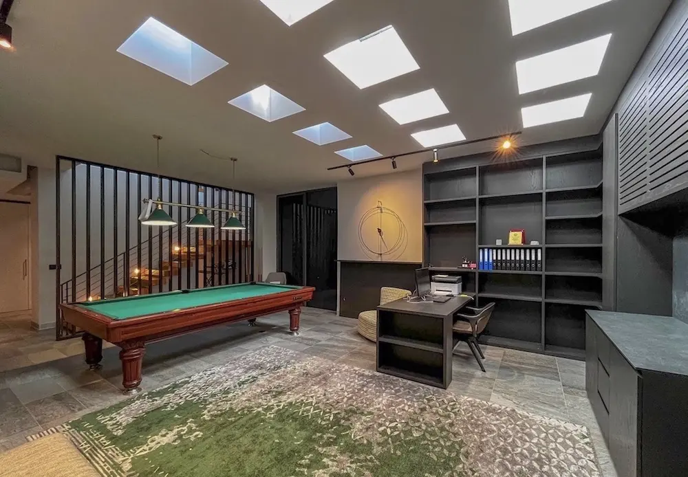Entertainment room